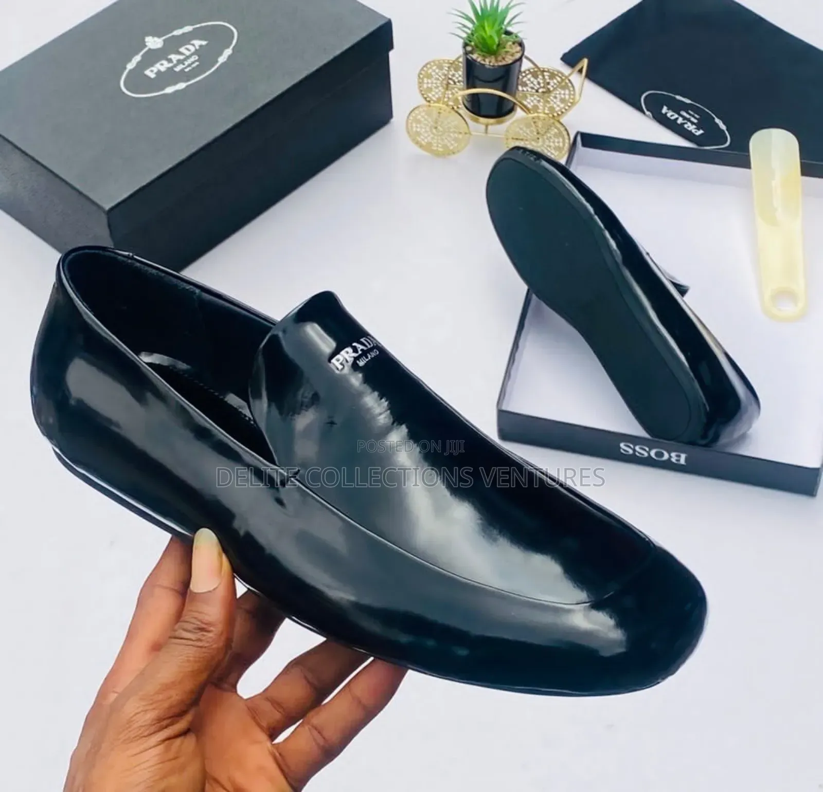 *New "Prada Milano" Luxury Designer High Quality Flat Shoe