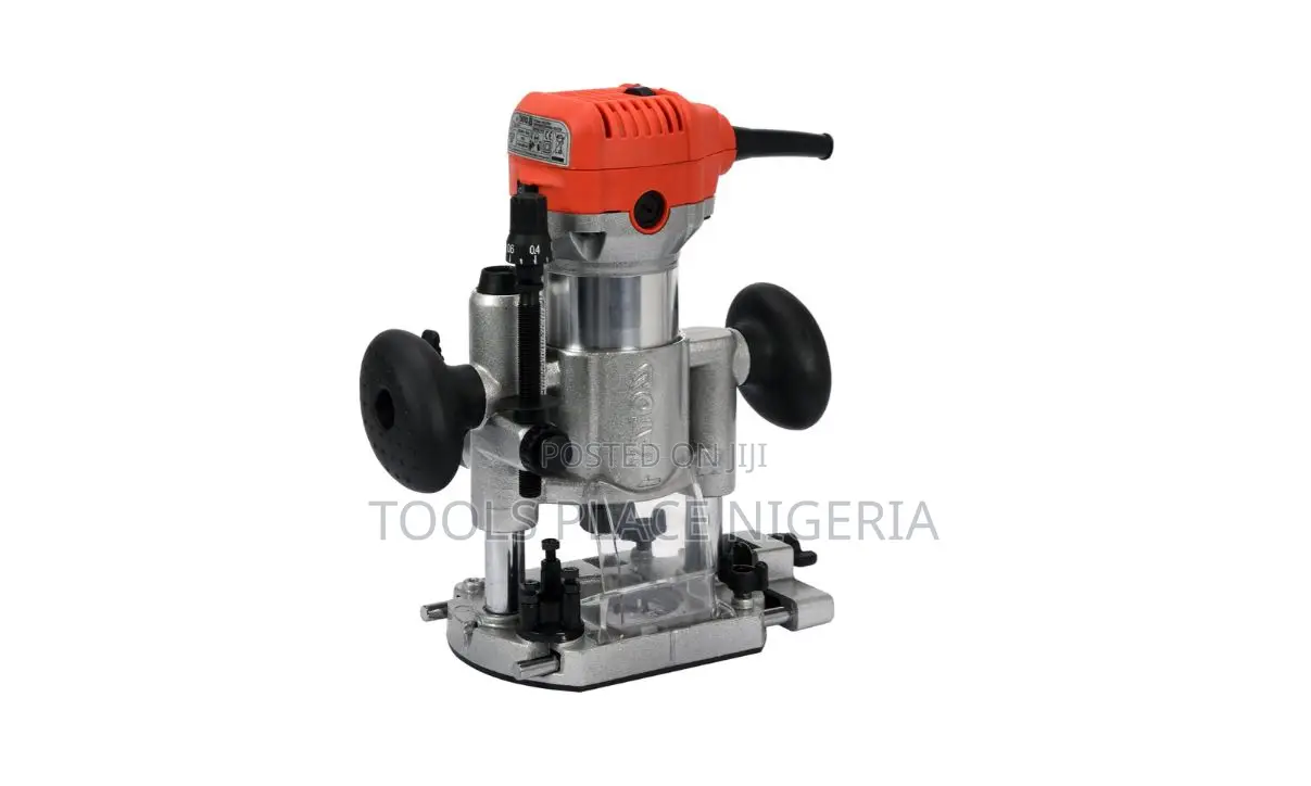 710w Palm Router With Accessories