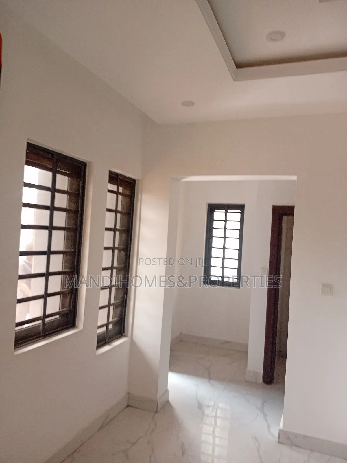 8bdrm Duplex in Sangotedo for sale