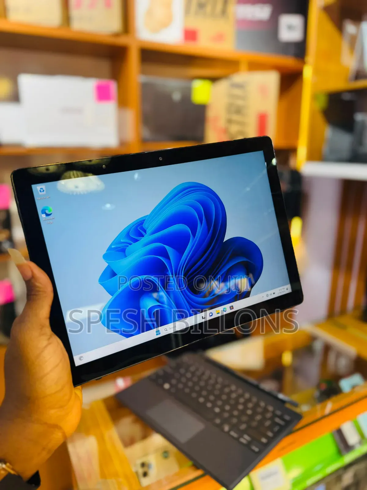 New Laptop Dell Latitude 5290 8GB Intel Core i5 SSD 256GB