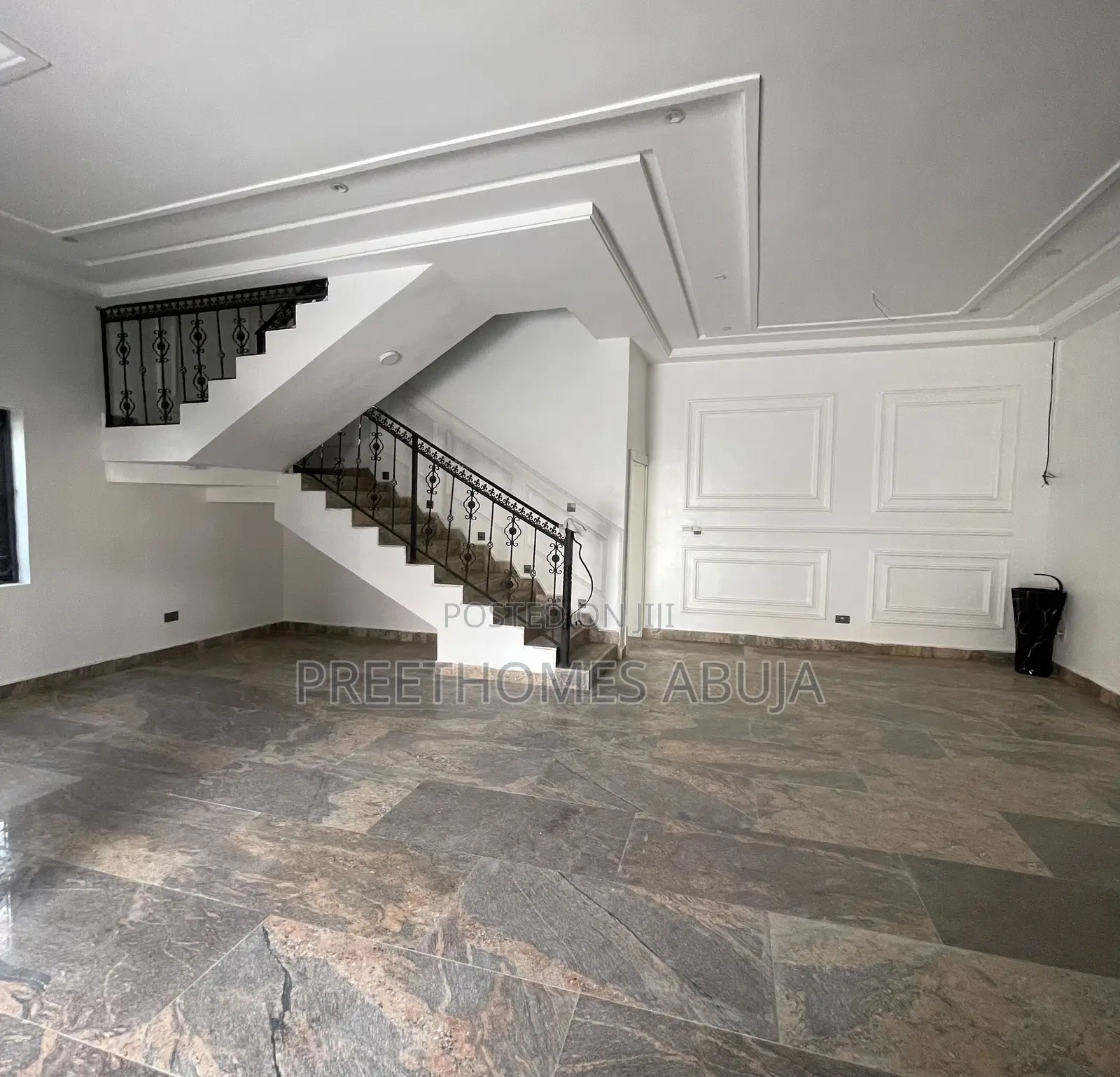 4 Bedrooms Semi Detached Terrace in Asokoro