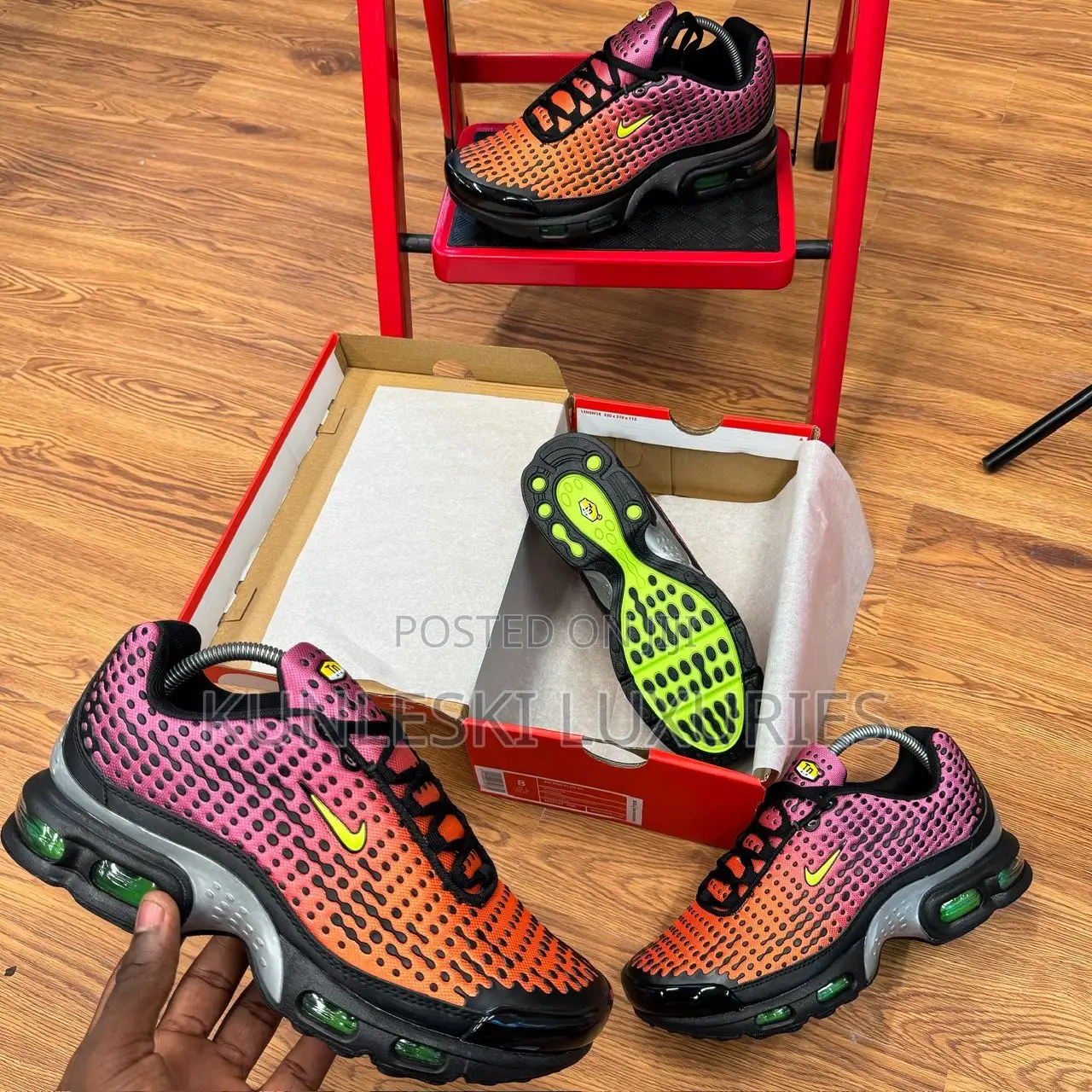 Original Nike Air Max Tn Plus Vii Sneakers