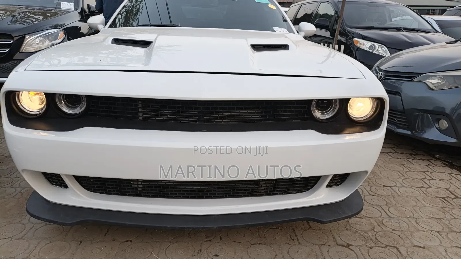 Dodge Challenger 2018 White