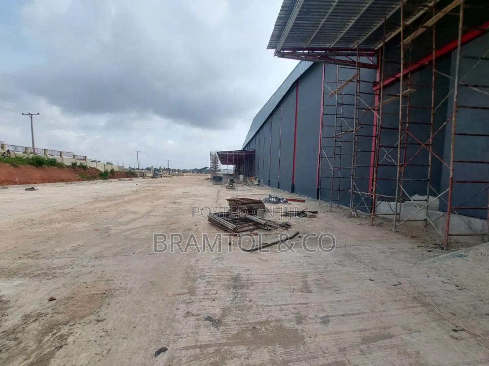 Warehouses/Factory Space for Lease in Idu