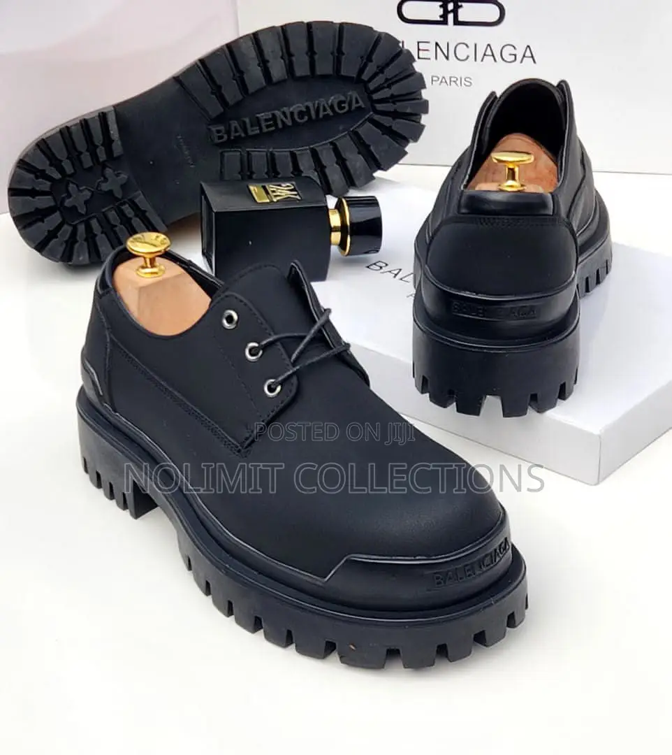 Balenciaga Leather Chunky Derby Shoe