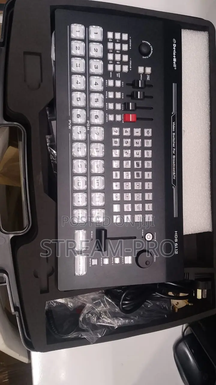 Devicewell Hds6112 16 Channels Video Switcher (12 Channels Real-Time)