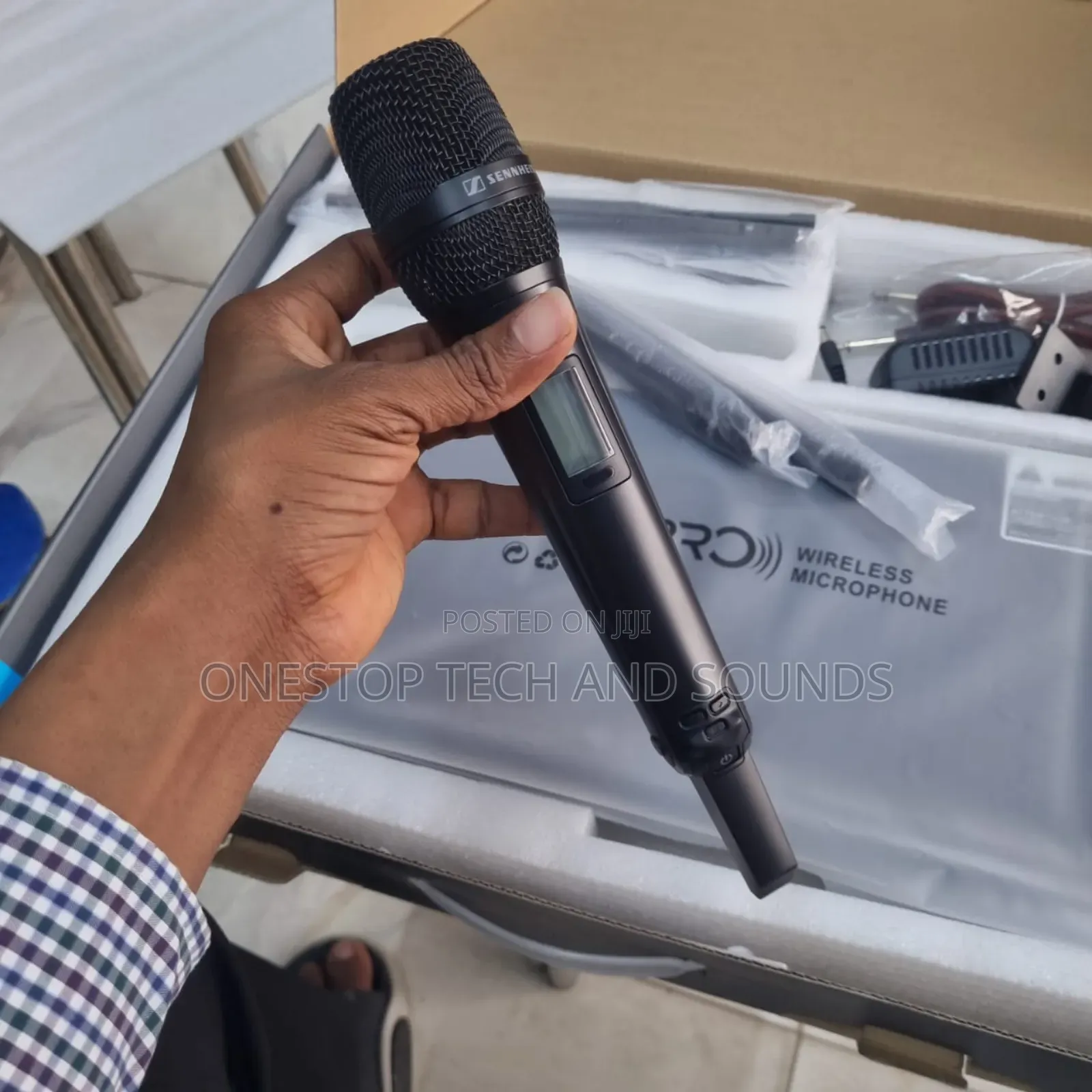 Sennheiser SKM 9000 Wireless Handheld Microphone Transmitter