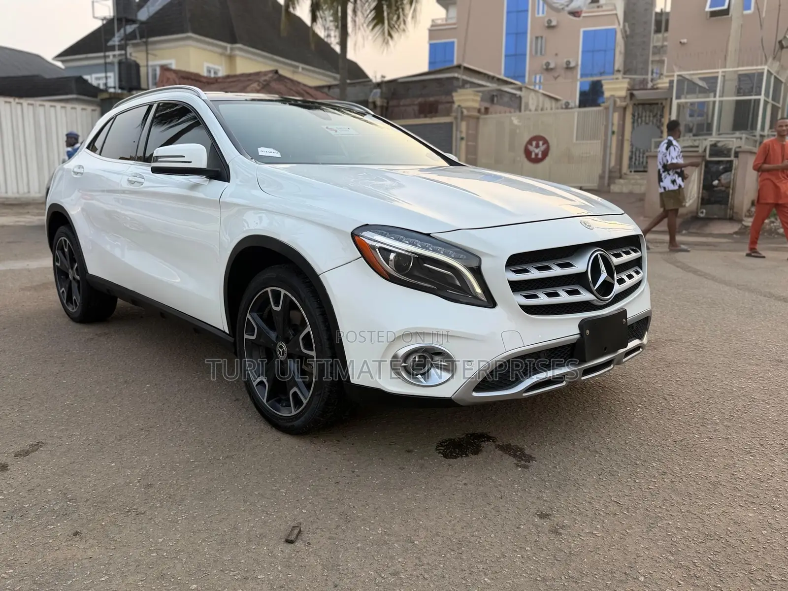 Mercedes-Benz GLA 250 2019 White