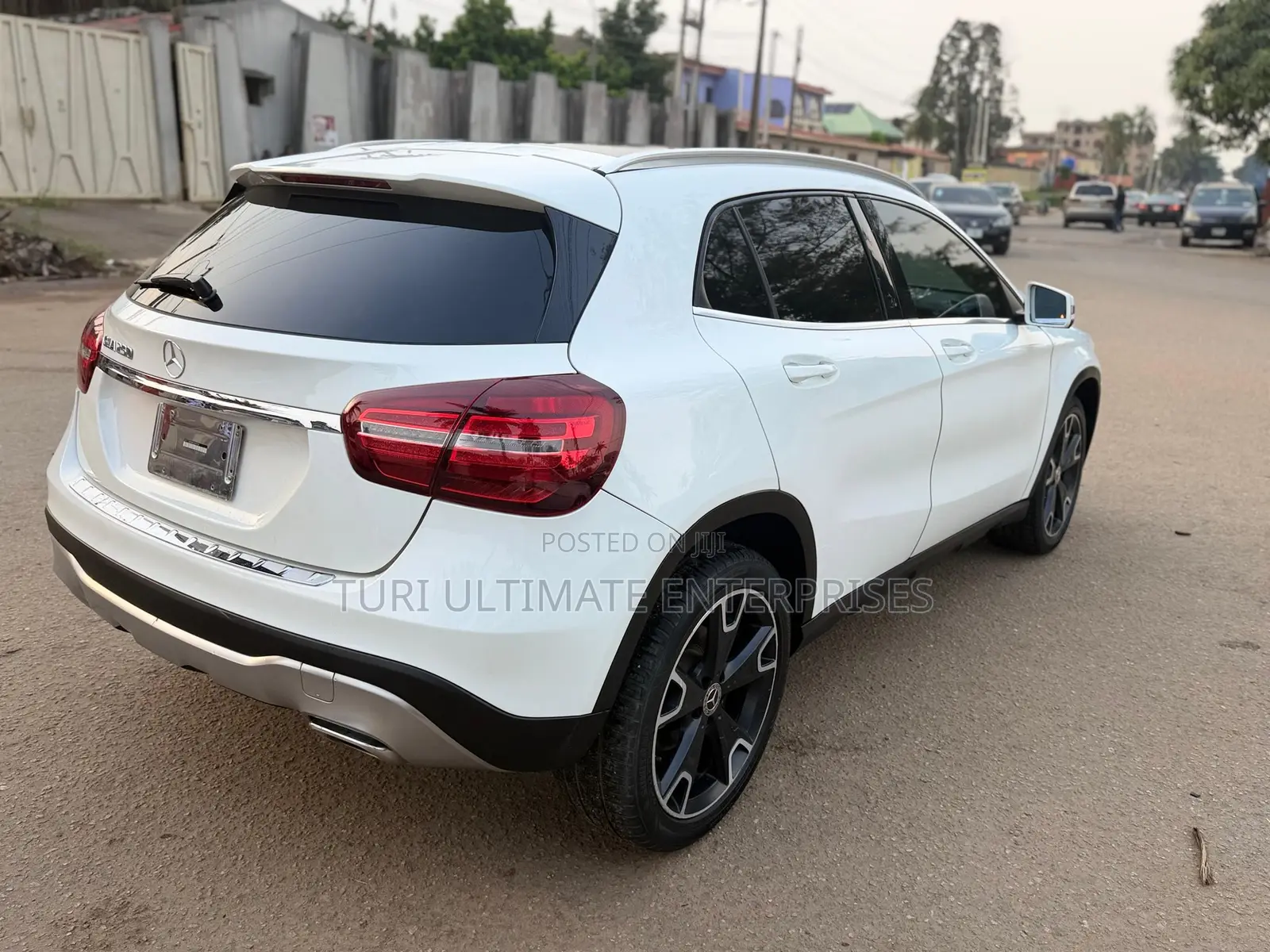 Mercedes-Benz GLA 250 2019 White