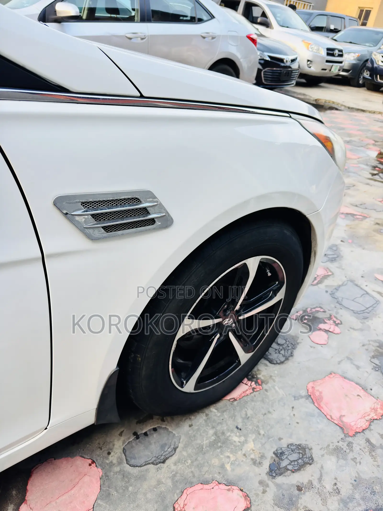 Hyundai Sonata SE Sedan FWD (2.4L 4cyl 6A) 2013 White