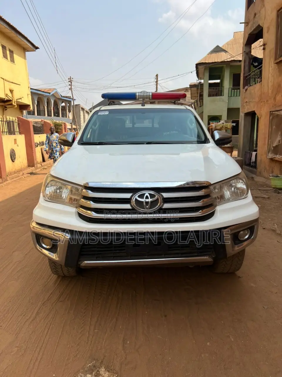 Toyota Hilux SR5 4x4 2019 White