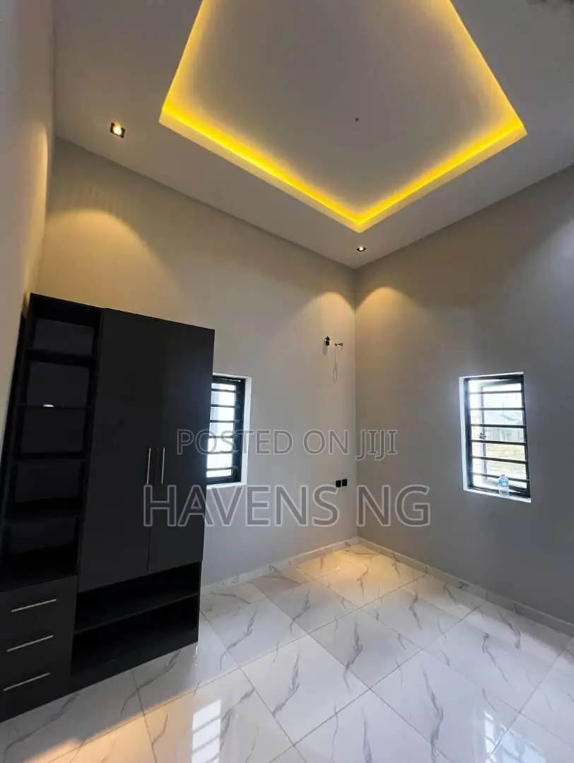3bdrm Duplex in Abraham Adesanya for sale