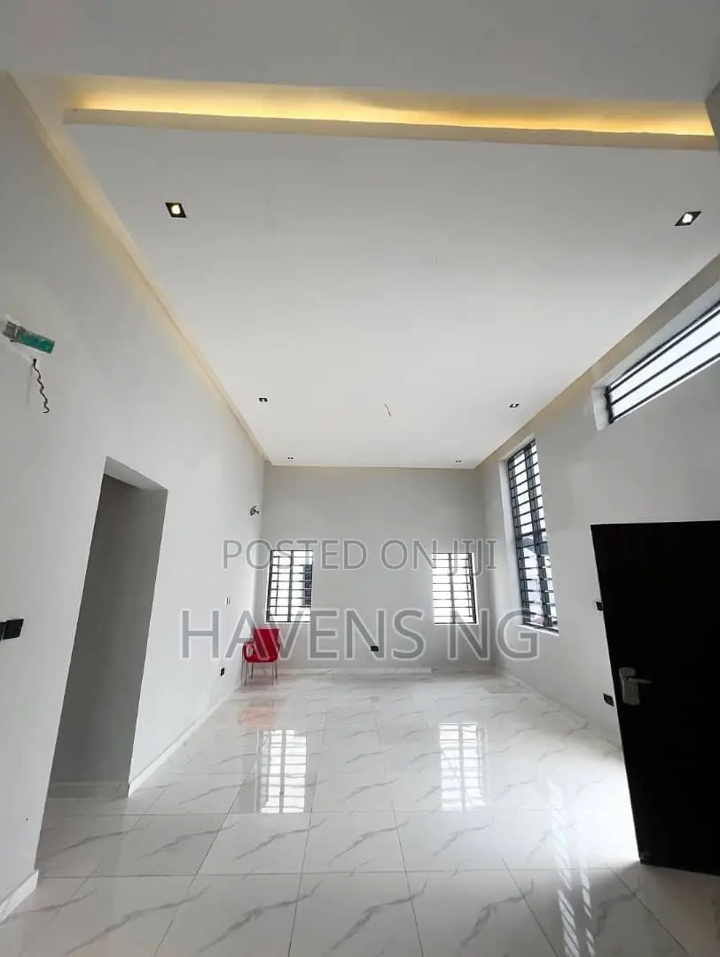 3bdrm Duplex in Abraham Adesanya for sale