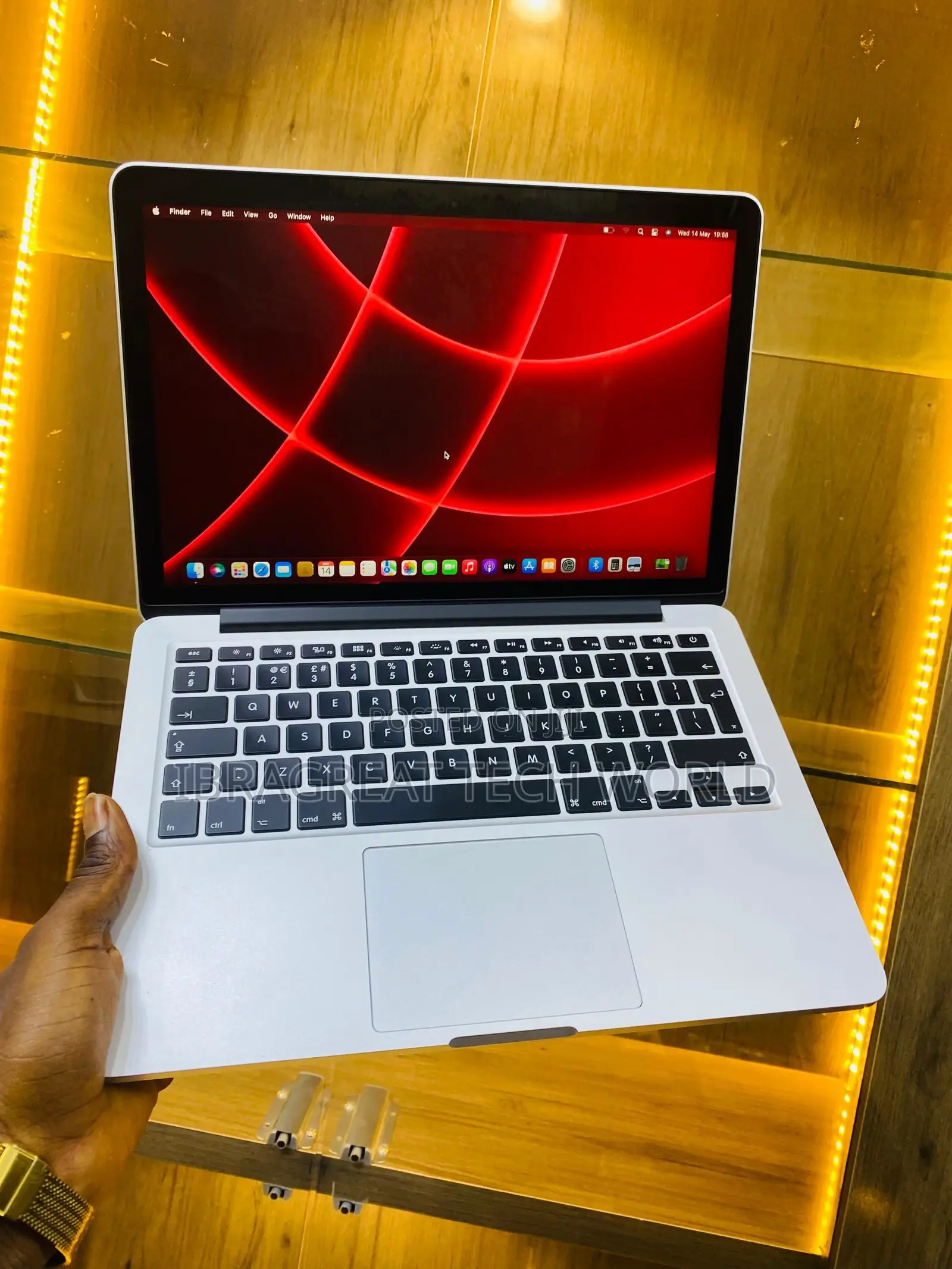 Laptop Apple MacBook Pro 2015 8GB Intel Core i5 SSD 128GB