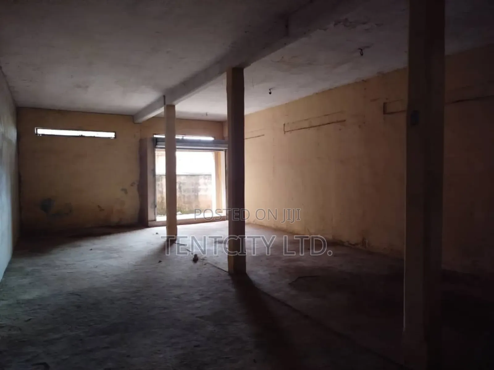 Warehouse on 10 Plots at Emene Enugu