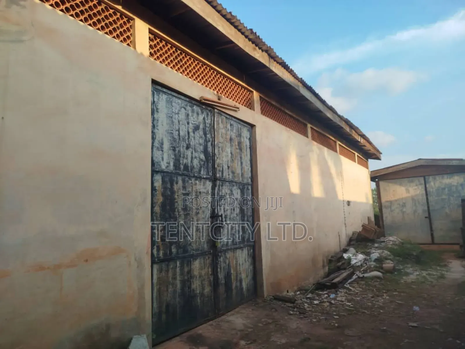 Warehouse on 10 Plots at Emene Enugu