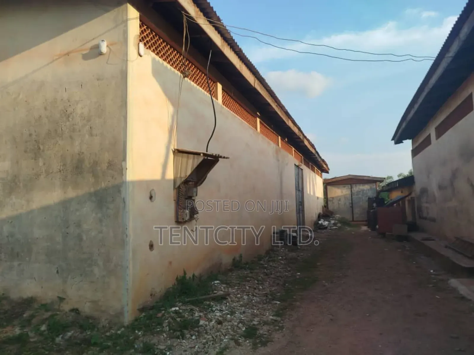 Warehouse on 10 Plots at Emene Enugu
