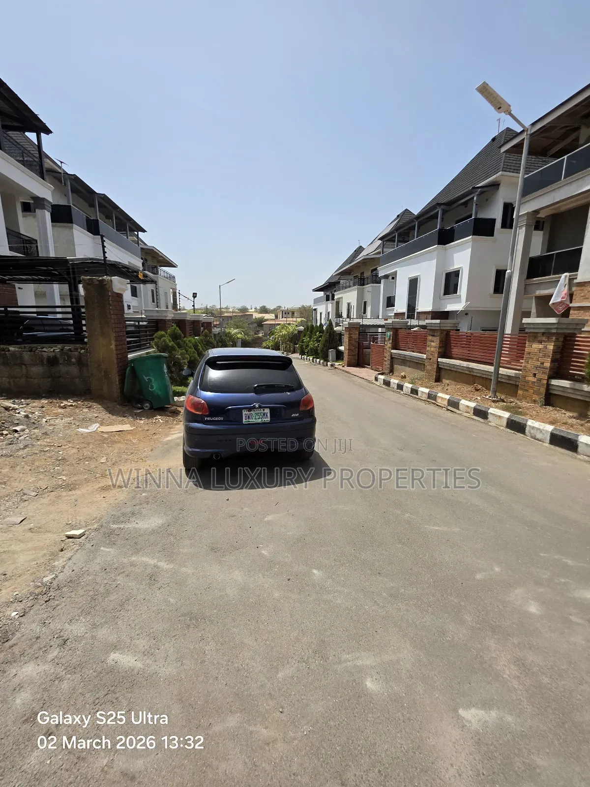 6bdrm Duplex in Prime Villa Estate, Lugbe District for sale