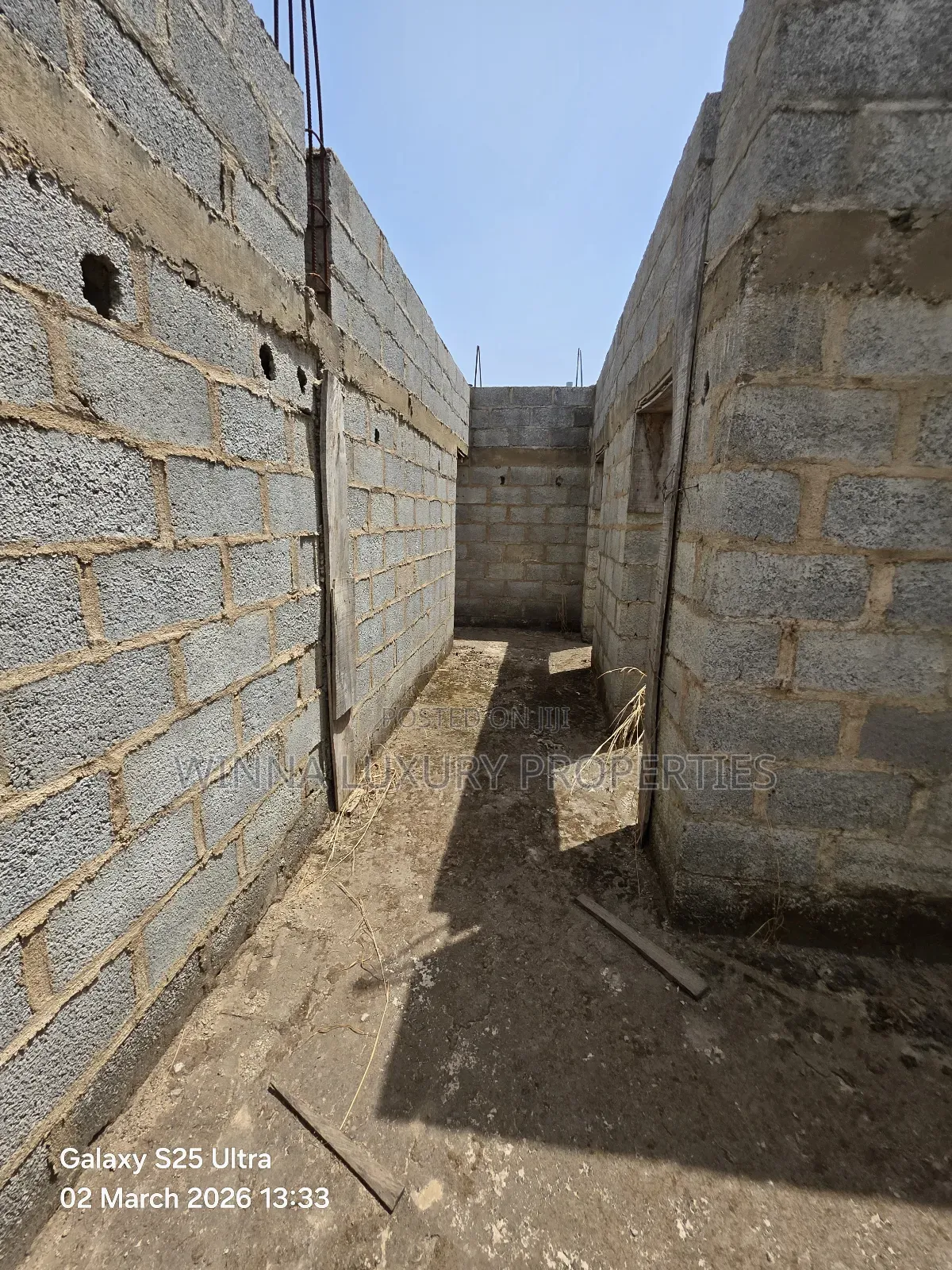 6bdrm Duplex in Prime Villa Estate, Lugbe District for sale