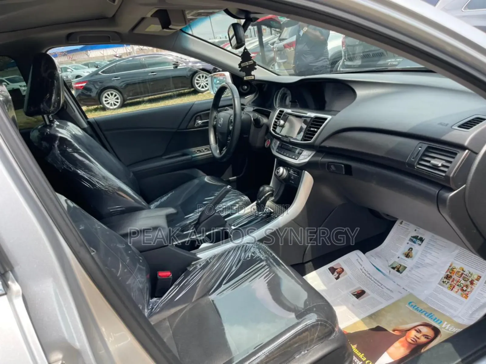 Honda Accord Touring V-6 4dr Sedan (3.5L 6cyl 6A) 2014 Silver