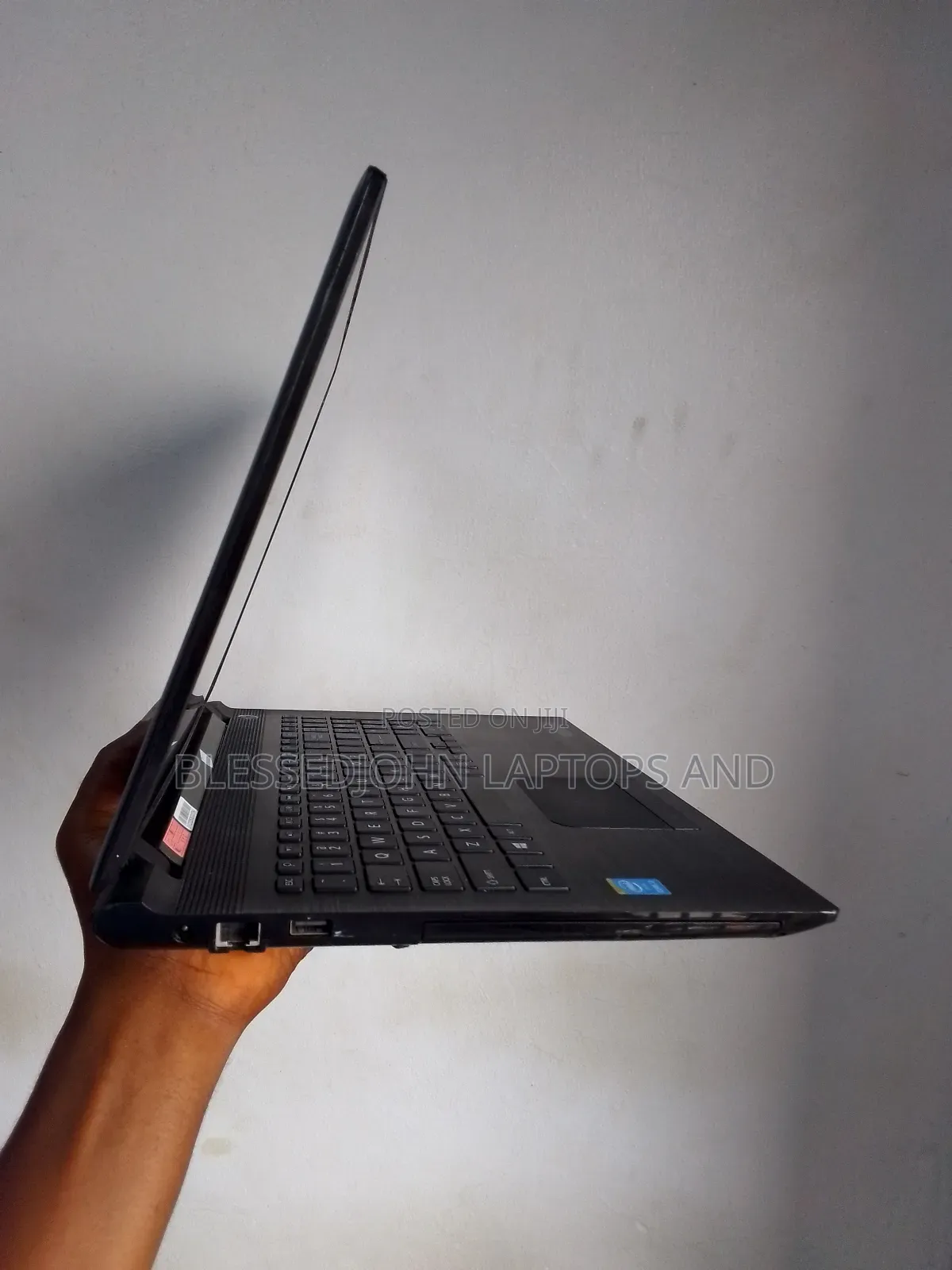 Laptop Toshiba Satellite C55 6GB Intel Core i3 HDD 320GB