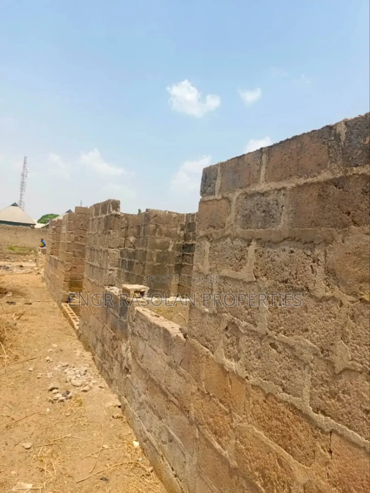 For Sale Uncompleted Hostel