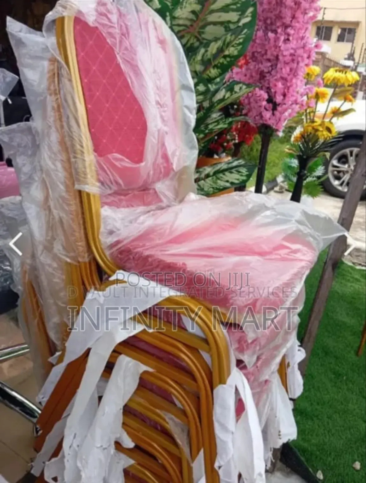 New Event/Bouquet Chair