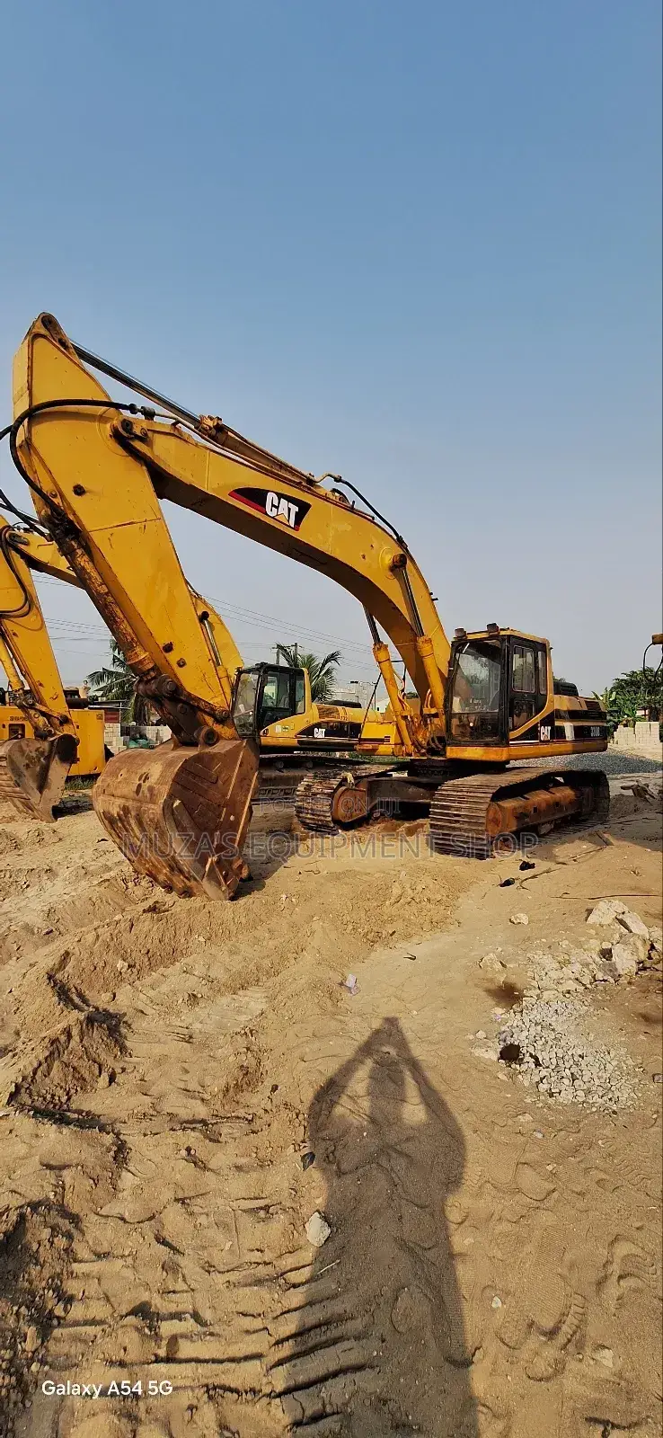 Caterpillar Excavator 320 Bl for Sale. Price- 117 Million