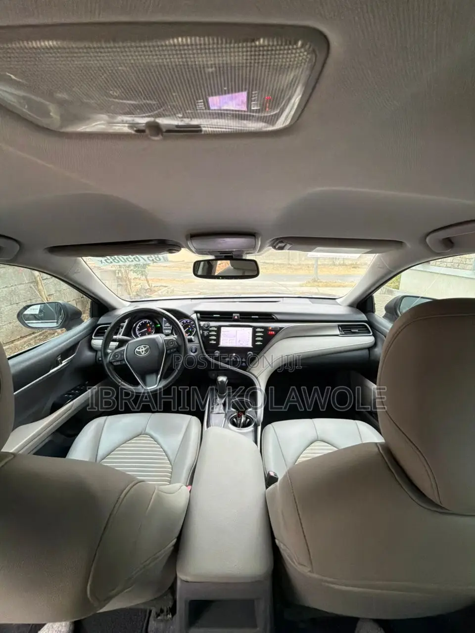 Toyota Camry SE FWD 2020 Gray