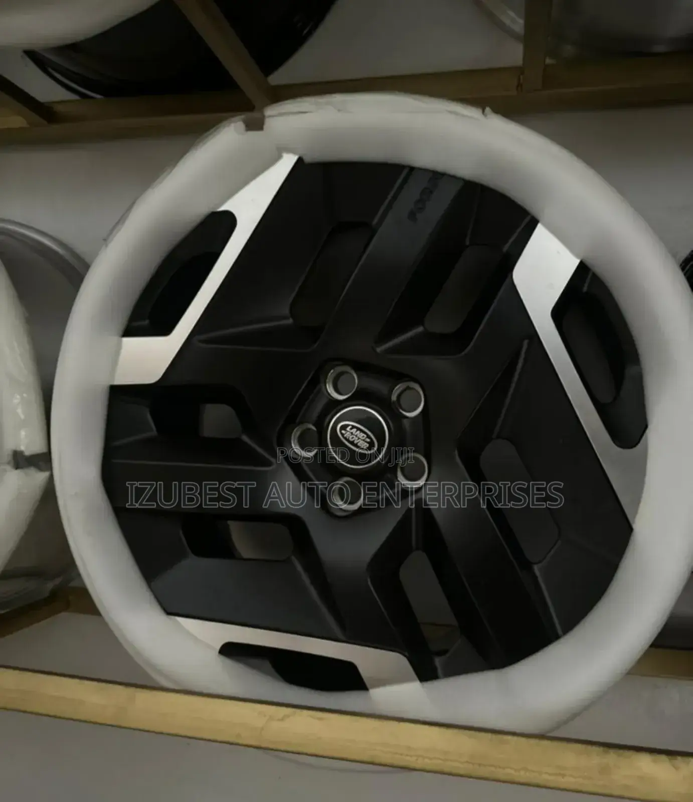 Rim Land Rover 22inch 2026