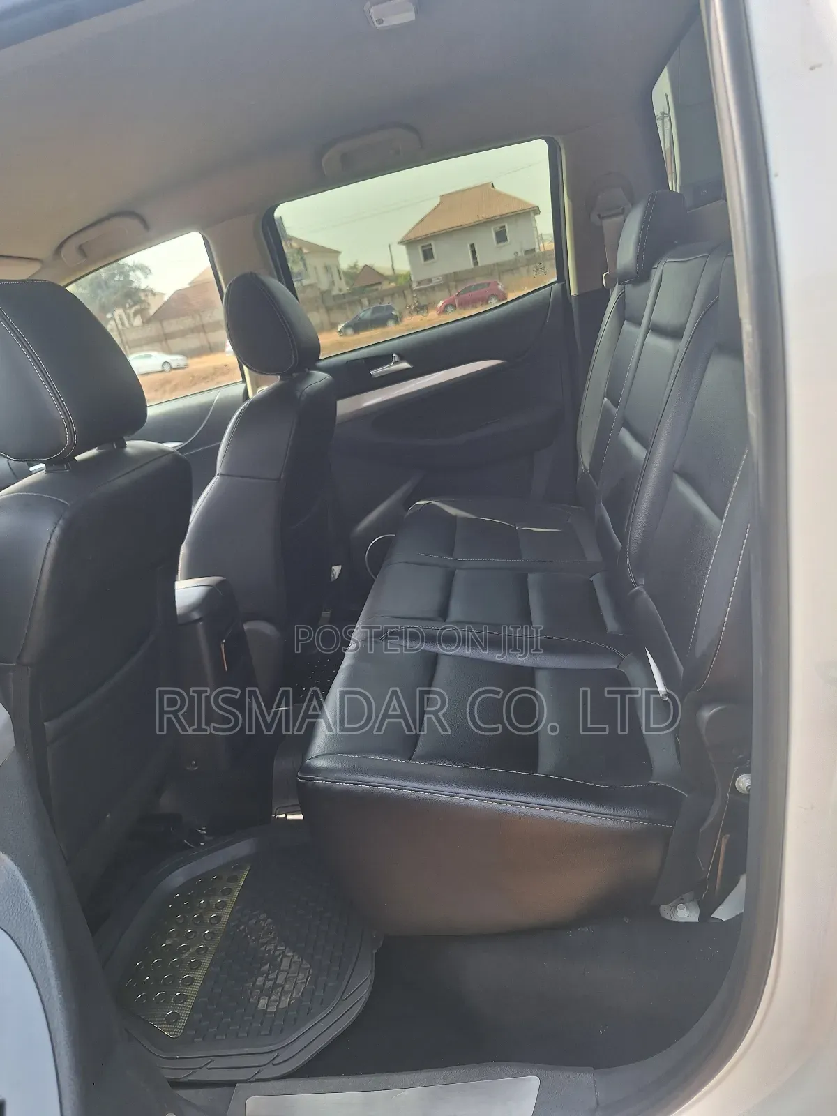 IVM Carrier 4WD 2023 White