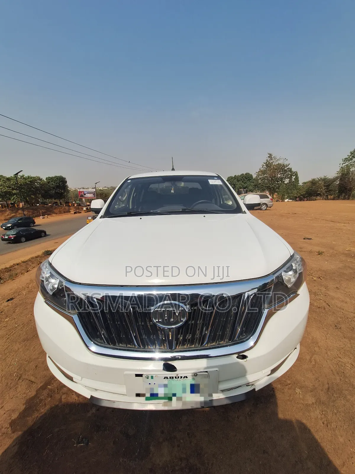 IVM Carrier 4WD 2023 White