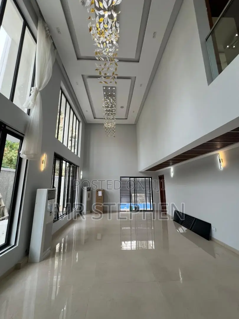 6-Bedroom Mansion Detached Duplex + Bq • Banana Island, Ikoyi