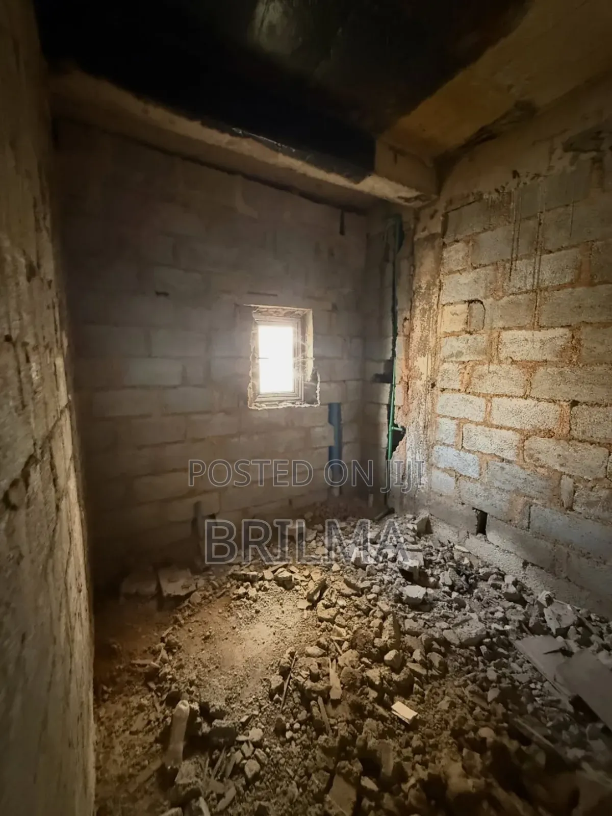 4bdrm Duplex in Dakibiyu for sale