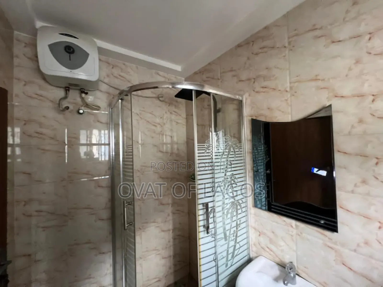 2bdrm Duplex in Lekki Phase 1 for rent