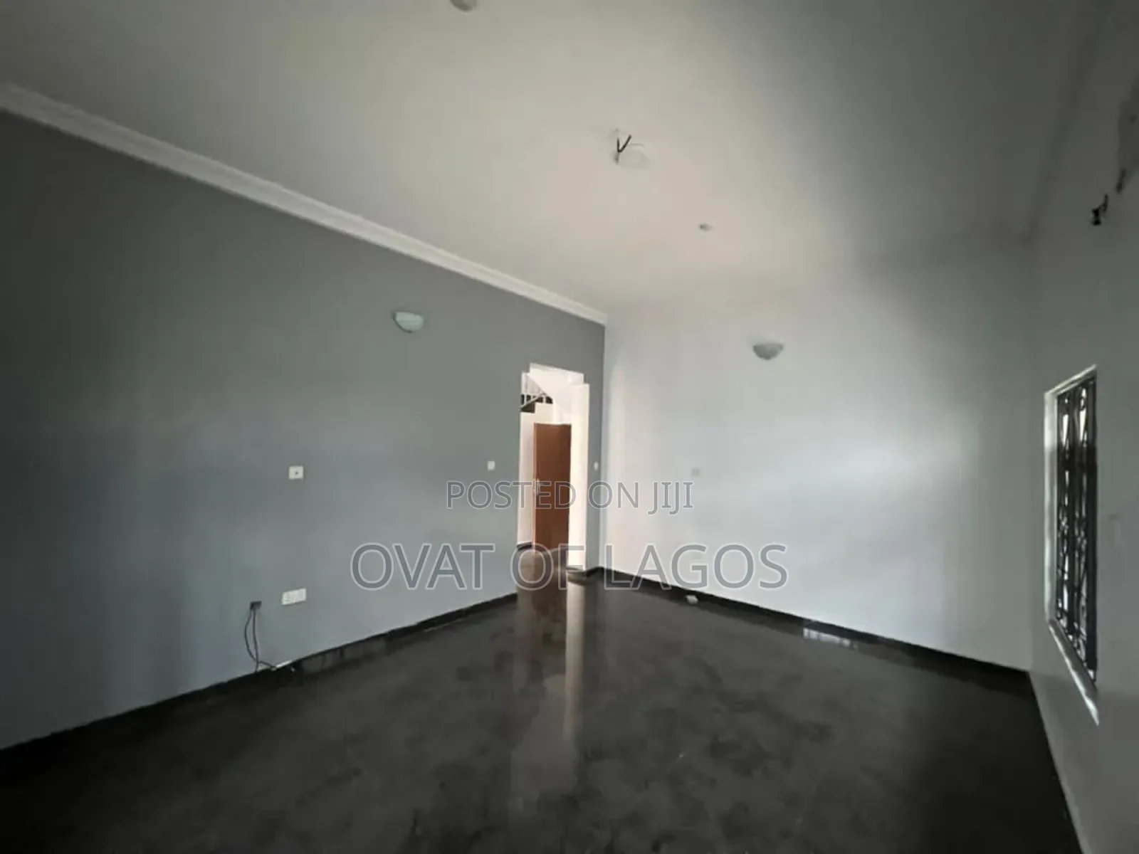 2bdrm Duplex in Lekki Phase 1 for rent