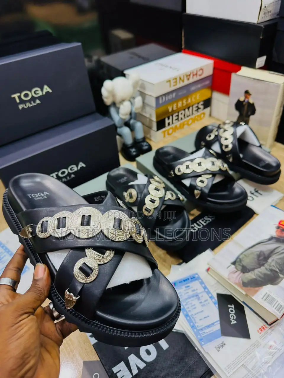 Toga Leather Palm Slippers