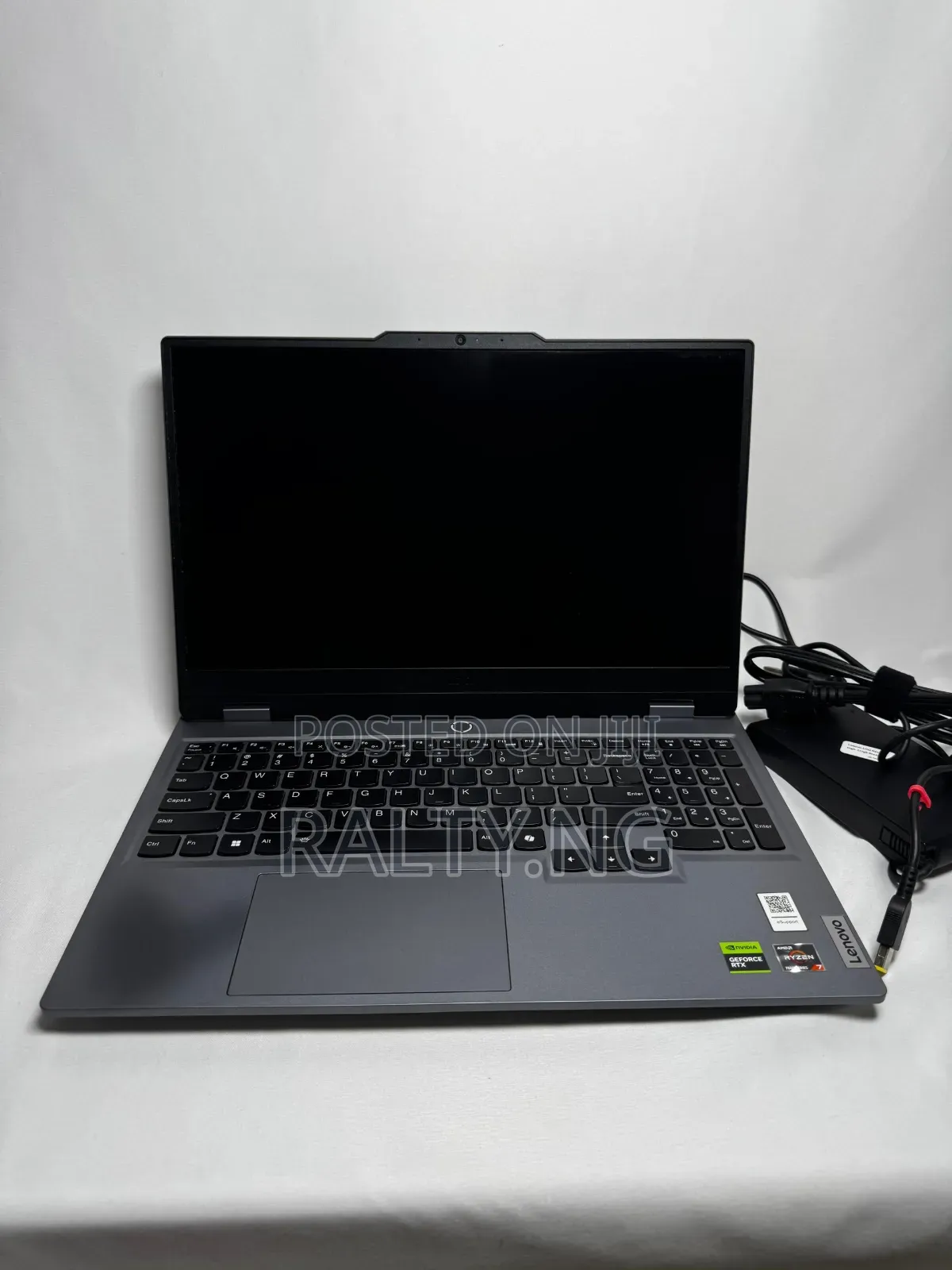 Laptop Lenovo LOQ 15ARP9 16GB AMD Ryzen 7 SSD 512GB