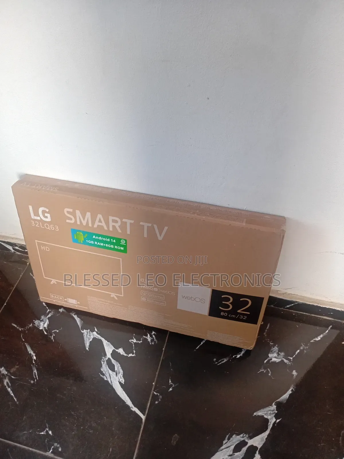 Lg Uq 32 Uhd Smart TVV