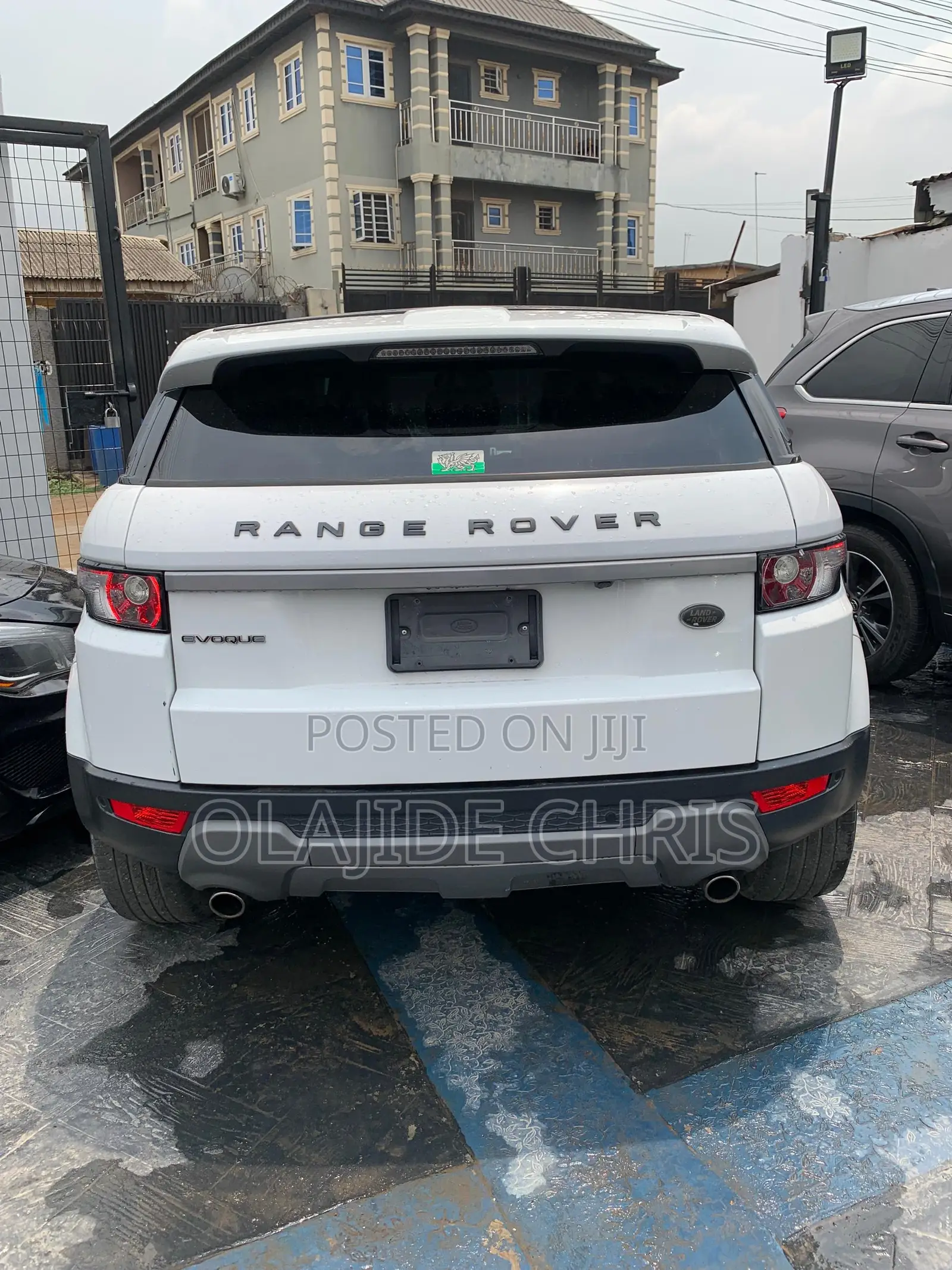 Land Rover Range Rover Evoque Dynamic 4x4 (2.0L 4cyl 9A) 2014 White
