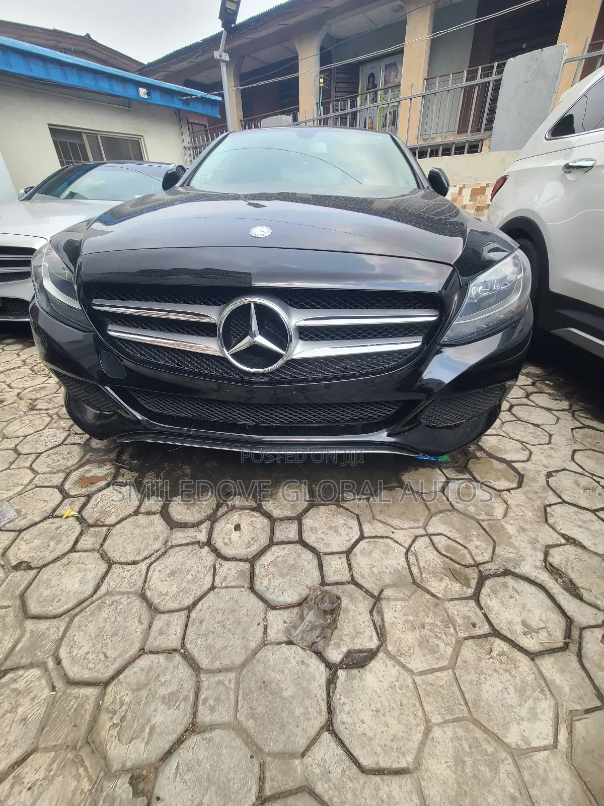 Mercedes-Benz C300 2016 Black