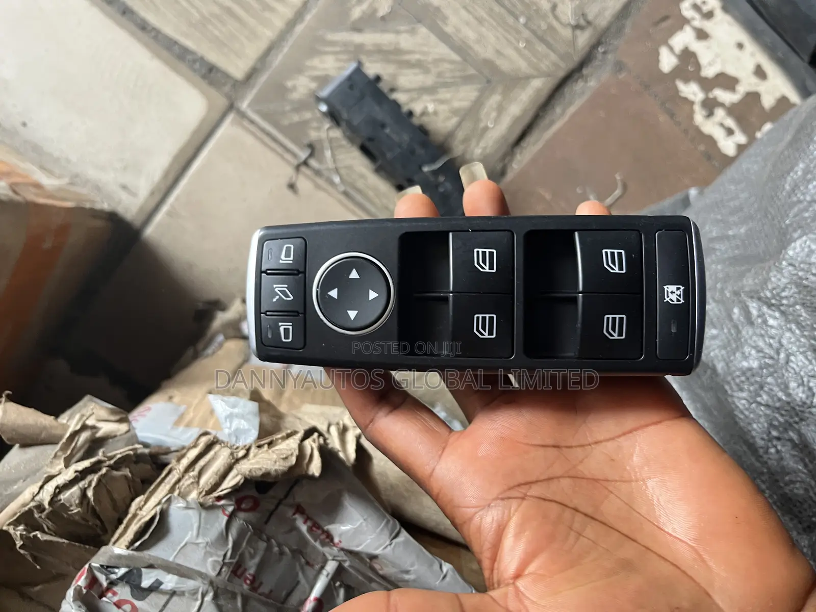 Window Switch Button for Ml 350 , Gle 350, C300, W204 ,W166