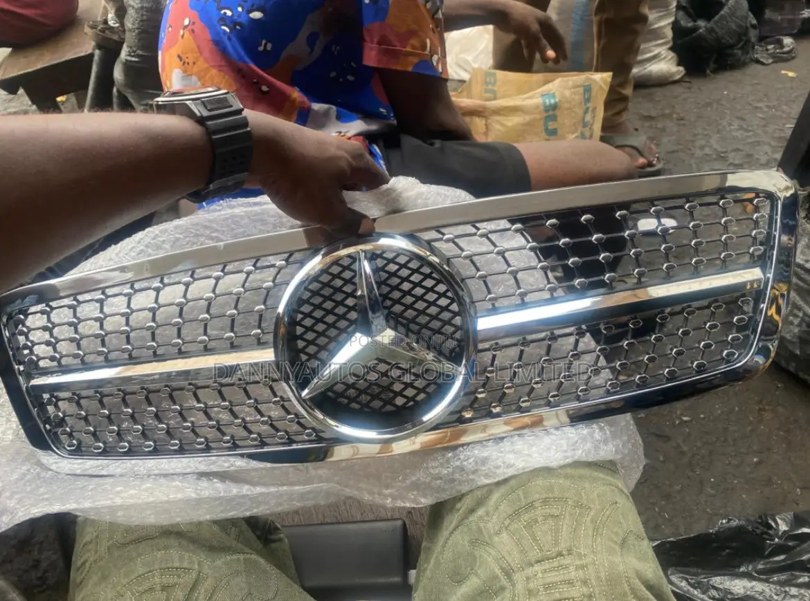 Front Grille for C240 W203