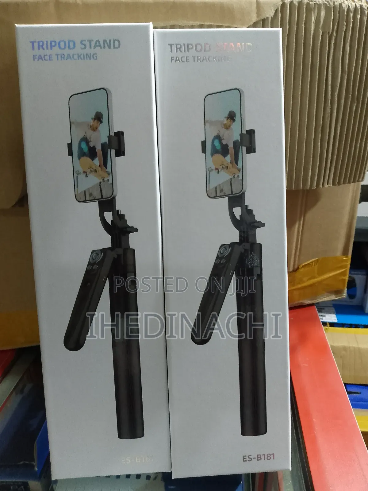 B181 - Al Face Tracking Tripod Perfect for Tiktok and Videos