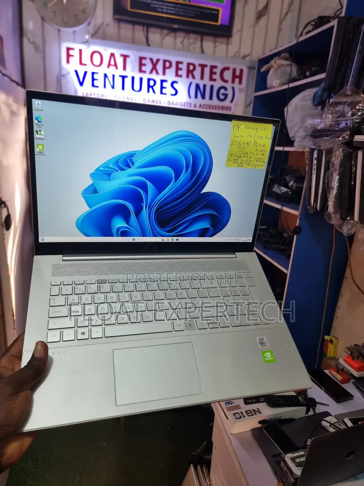 Laptop HP Envy 17-3000 16GB Intel Core i7 SSD 256GB