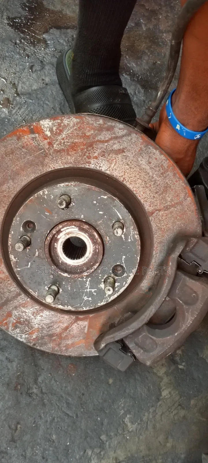 Complete Front Hub Is35 012, Tucson 012