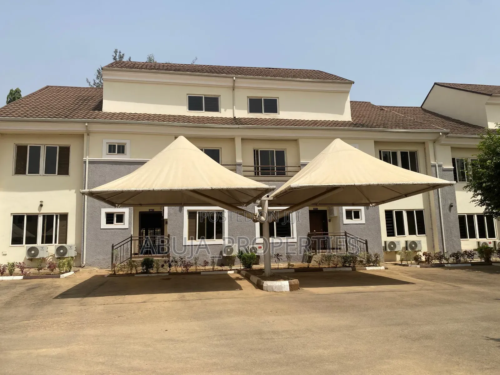 5bdrm Duplex in Life Camp for rent