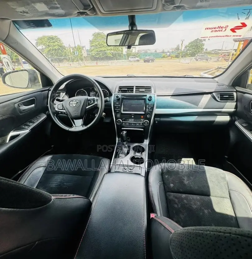 Toyota Camry XSE 4dr Sedan (2.5l 4cyl 6A) 2016 Silver