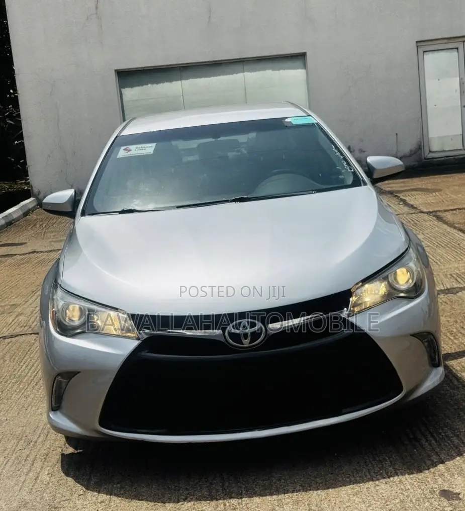 Toyota Camry XSE 4dr Sedan (2.5l 4cyl 6A) 2016 Silver