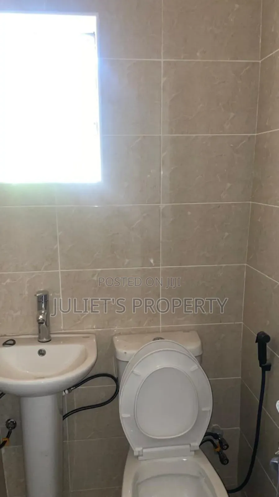 Furnished 2bdrm Block of Flats in Garki for sale